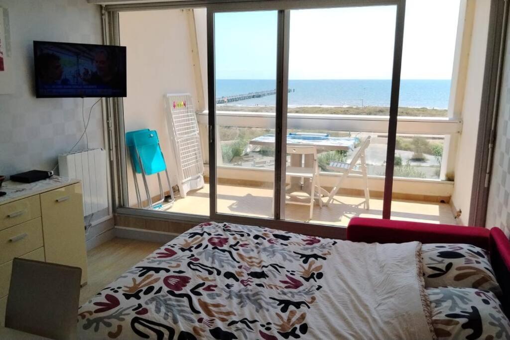 Appartement Vue Mer 4 Personnes Les Bains Buitenkant foto