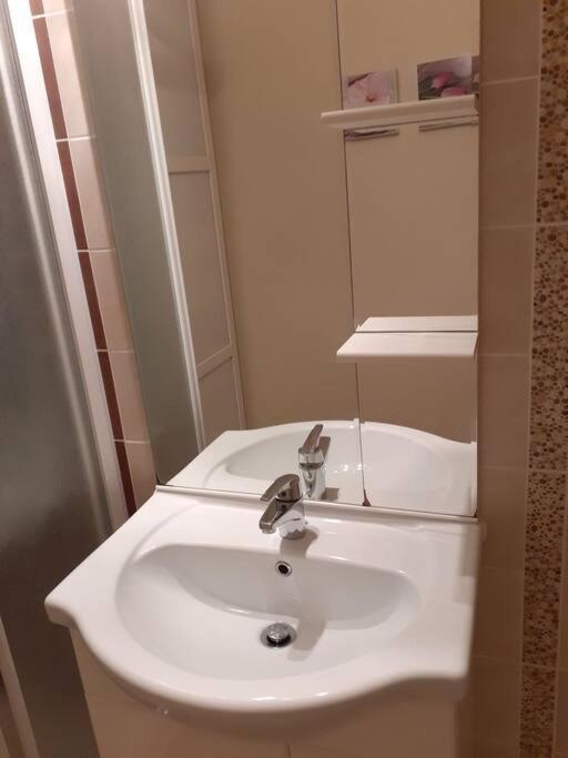 Appartement Vue Mer 4 Personnes Les Bains Buitenkant foto