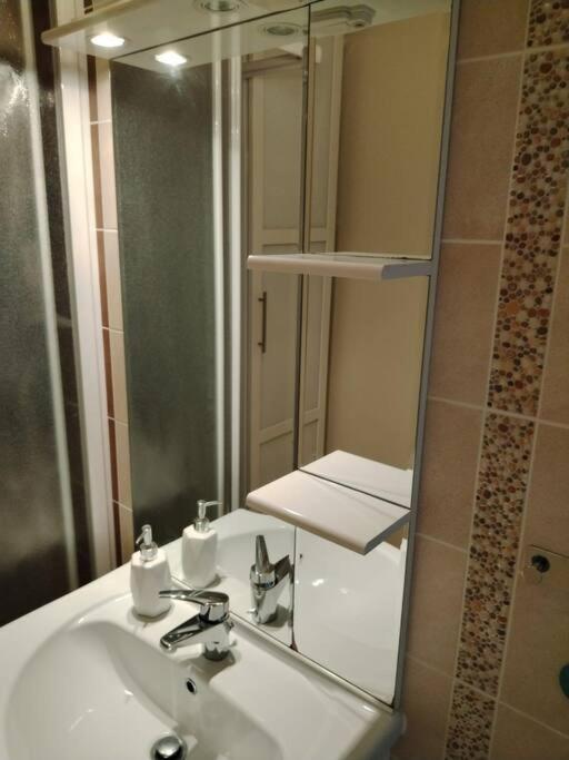 Appartement Vue Mer 4 Personnes Les Bains Buitenkant foto